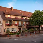 Krone Neuenburg فندق