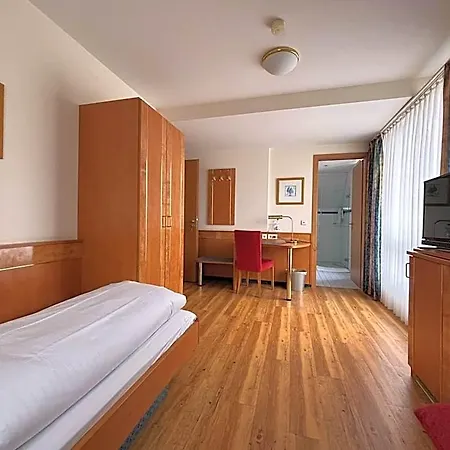 Krone Hotel 3*